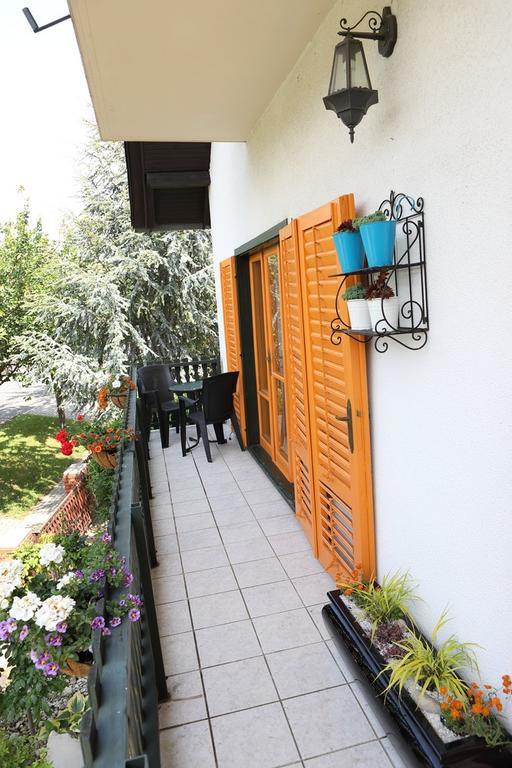 Corona Villa เฮวิซ ภายนอก รูปภาพ